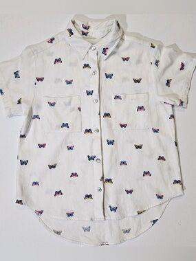 Rae Dunn White Short-Sleeve Button-Up Shirt with Colorful Butterflies